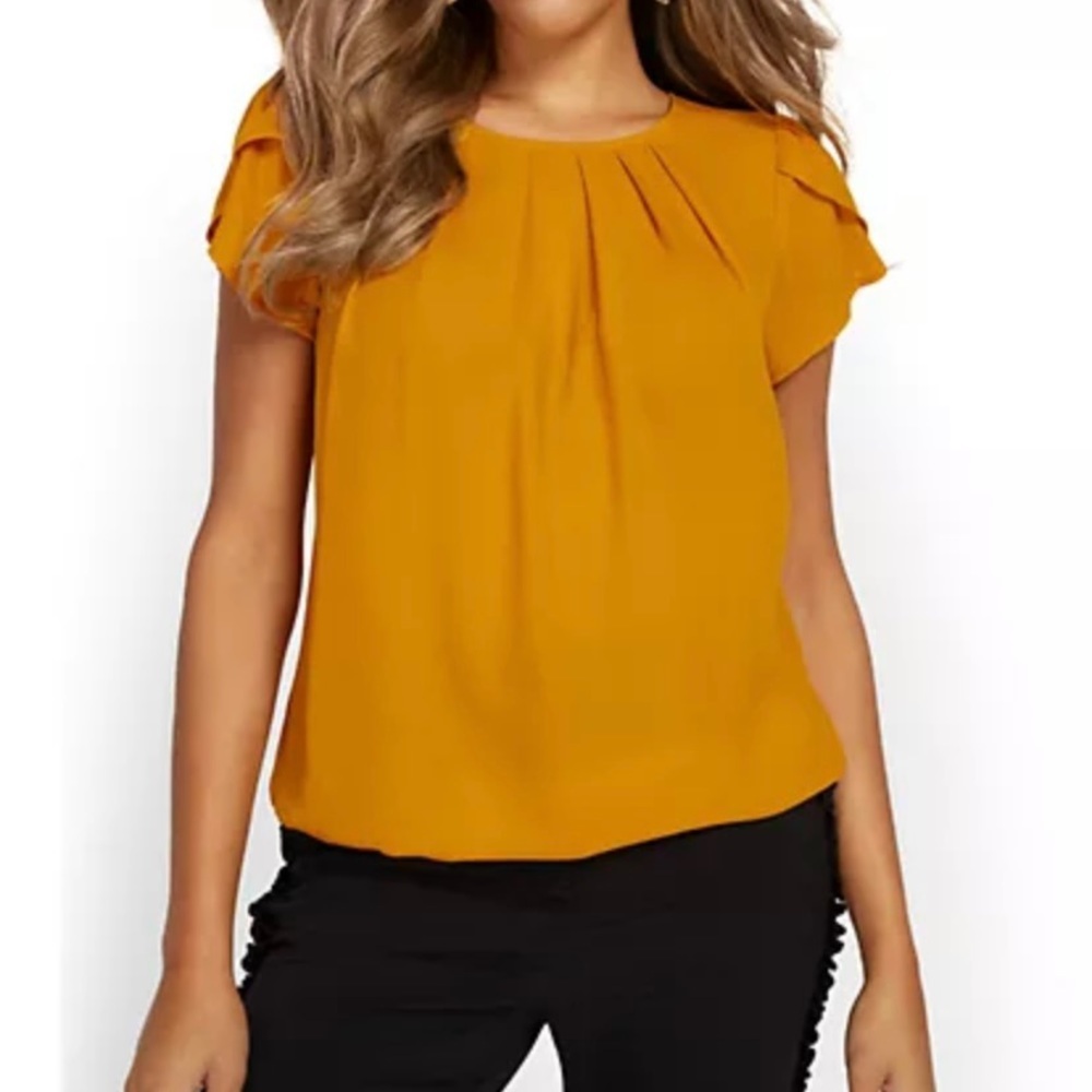 NewYork&Co pleated-neck blouse M